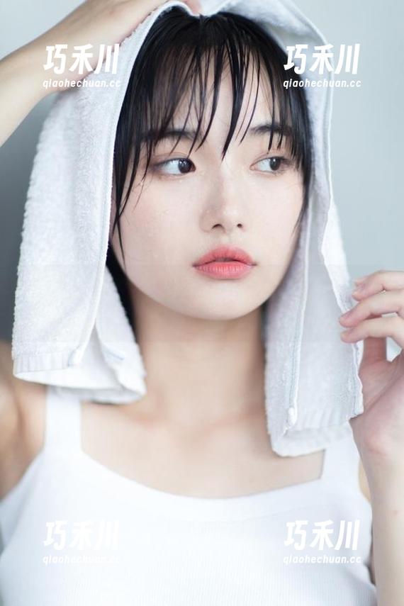 模范学院-果儿Victoria 模范学院 - 果儿Victoria的黑色私拍图集,展现出无与伦比的女性美感.txt