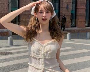 模范学院 – 柳侑绮Sevenbaby甜心写真秀,无圣光原图还原那份简单而纯真的美.txt