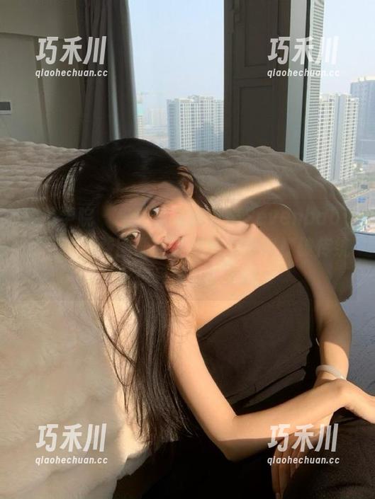 模范学院 - 来！看看柳侑绮Sevenbaby镂空的免费图册，了解她是如何打破传统影像界限的！.txt