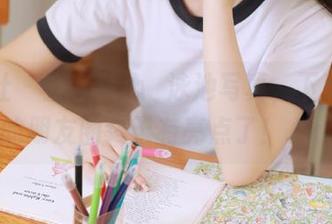 爱蜜社 – 全套梦心玥泳池写真，下载后你的朋友圈终于有亮点了！.txt