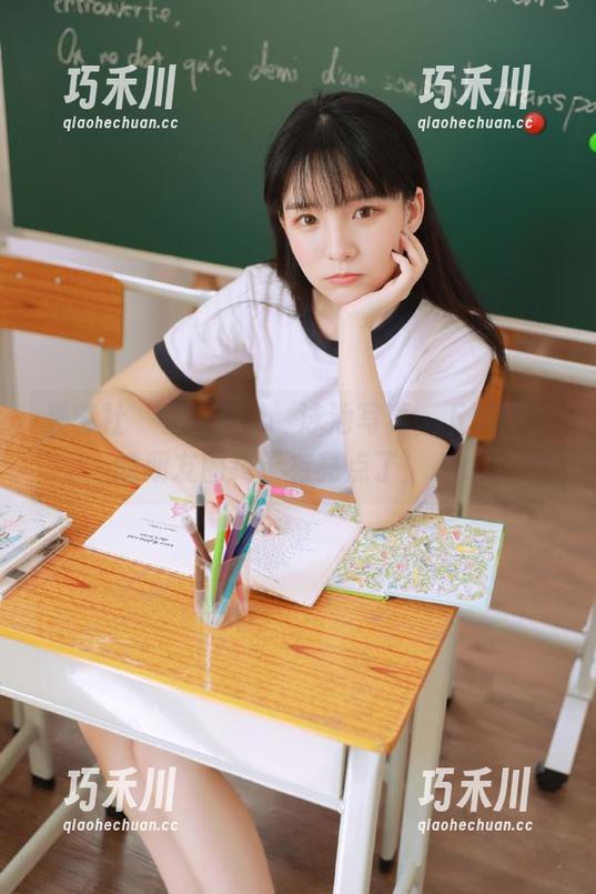爱蜜社-梦心玥 爱蜜社 - 全套梦心玥泳池写真,下载后你的朋友圈终于有亮点了!.txt
