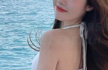 爱蜜社 – 在睡衣中展现自我，黄乐然的写真照片展现了无尽魅力.txt