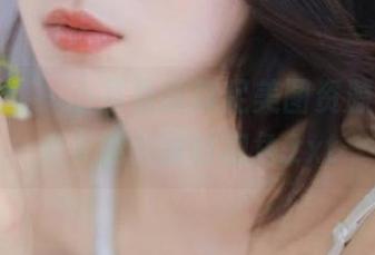 物恋传媒 – 小茶最新裸足美图资源,带你走入她的独特视角.txt