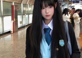 物恋传媒 – 秋意阑珊的美妙瞬间,菜菜最新写真集资源推荐.txt