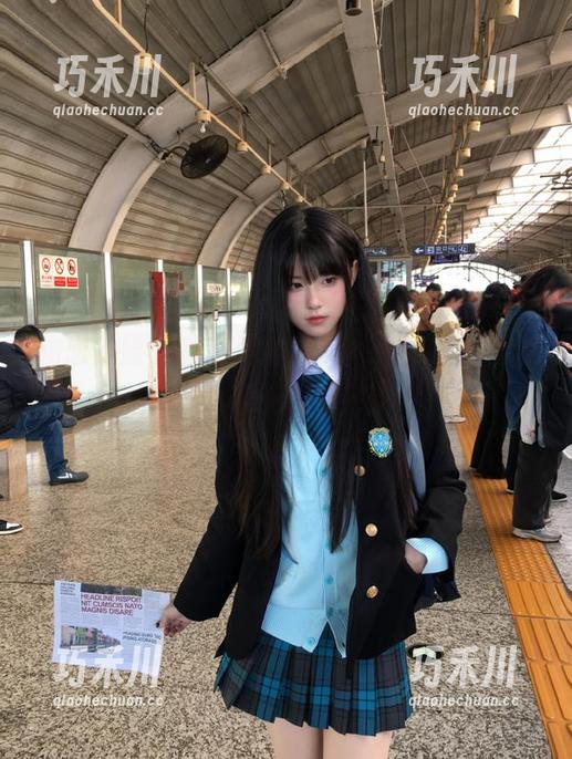 物恋传媒 - 秋意阑珊的美妙瞬间，菜菜最新写真集资源推荐.txt