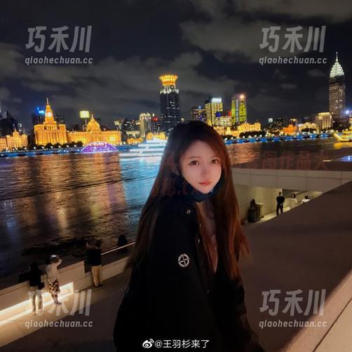 探索王羽杉的制服风格：独特套图作品大揭秘.txt