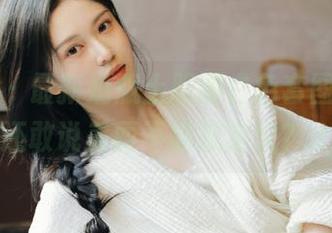 瑞丝馆 – 最新奶瓶土肥圆白色套图上线，谁还敢说美丽不能被定义？.txt