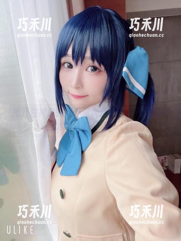 揭开白神泱的女仆写真精选：超乎想象的艺术与诱惑并存！.txt