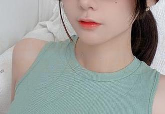 眼酱大魔王w的瑜伽服在线写真，你绝对想不到这么搞笑的挑战！.txt