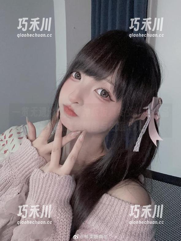 一览无遗：细品“神乐坂真冬女仆”作品集中的精彩原图与创意.txt