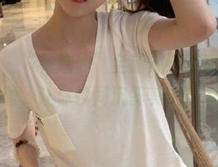 微密圈 – “禅院熏”全新沐浴写真,轻松下载,让你瞬间沉醉其中!.txt