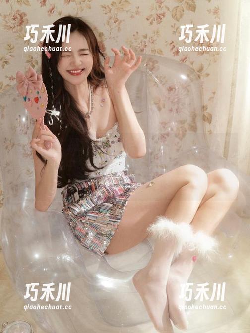 秀人网 - 探索sophie余冰的美，精选旗袍套图将中华美学推向全新高度，尽在其中.txt