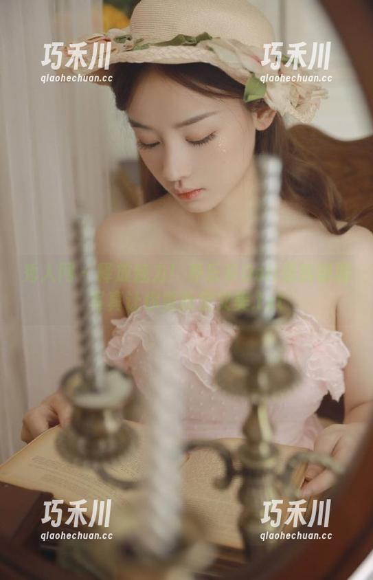 秀人网 - 释放魅力！养乐多Doll最新制服写真让你重新定义美.txt