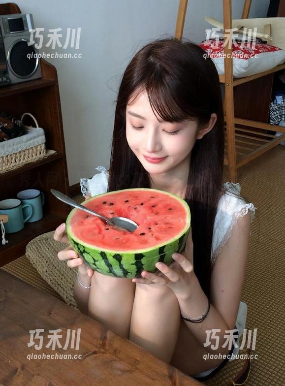 秀人网 - 夏雪爱女友写真大放送，高清图包带你领略绝美瞬间！.txt