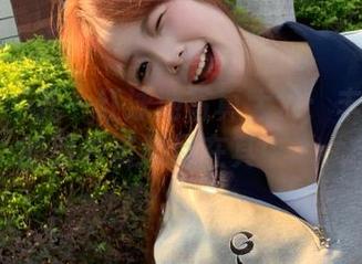 秀人网 – 孔一红泳池写真大赏：丰富多彩的图片资源尽在其中.txt