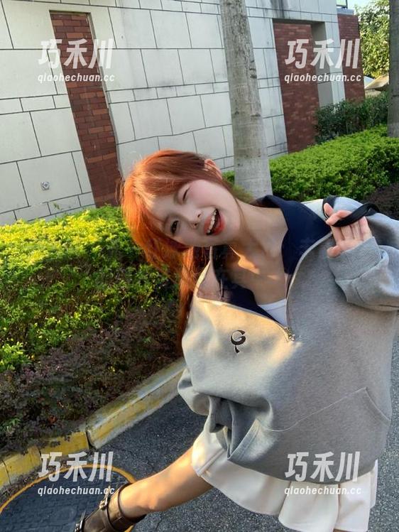 秀人网 - 孔一红泳池写真大赏：丰富多彩的图片资源尽在其中.txt