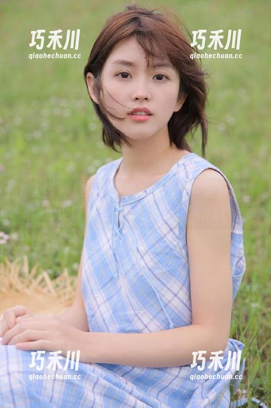 秀人网 - 探索安琪的美脚图片，观看她如何诠释脚部之美的无限可能.txt