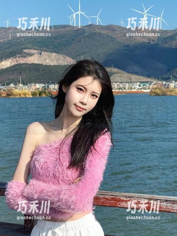 秀人网-小逗逗 秀人网 - 捕捉夏日瞬间:小逗逗的私拍原图带你领略多彩活力.txt