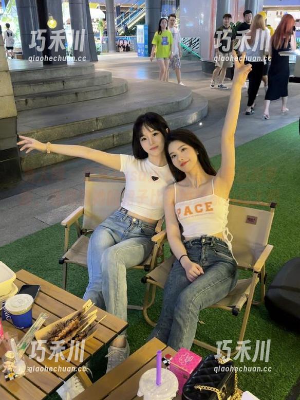 秀人网 - 晚苏susu连衣裙写真集最新更新，没想到她的裙子比我的想象力还大胆！.txt
