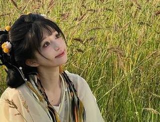 秀人网 – 深入旗袍魅力，朱可儿Flora的私拍资源让你领略不一样的风情.txt