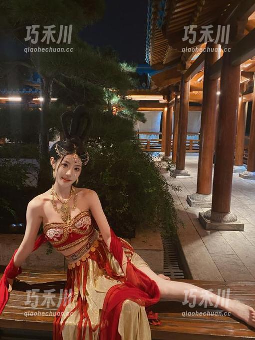 秀人网 - 李金金厨娘写真精彩呈现，快来观看她的美味生活瞬间！.txt