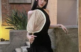 秀人网 – 林乐一油亮图包精选，视觉盛宴带你领略摄影之美.txt
