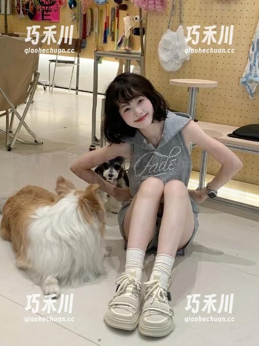 秀人网 - 快来看看考拉Koala全套婚纱图包，保姆级婚纱照，婚礼不再尴尬！.txt