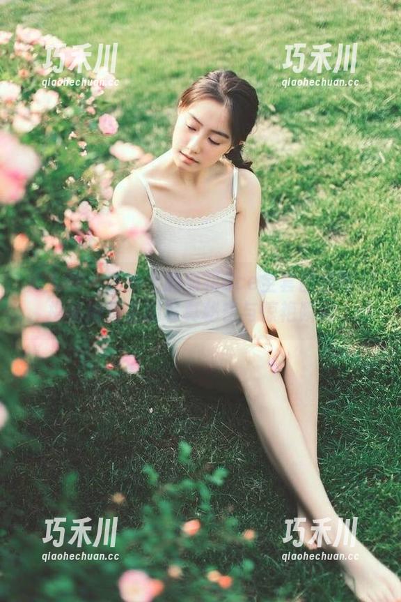 秀人网 - 舌尖上的菊花ace全套图包曝光，揭秘她背后的写真秘密与惊艳瞬间.txt