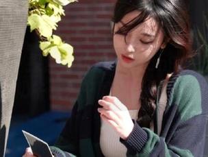 秀人网 – 探索金幼汐Vivian的写真作品：奶牛系列中的温馨瞬间.txt
