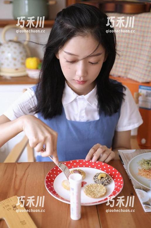 秀人网 - 精选韩静安甜心写真，网盘下载陪你度过美好时光.txt