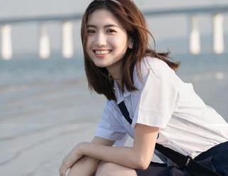 微密圈 – 御姐魅力再升级,粉色的猪陈佩奇写真原图呈现无与伦比的美感.txt