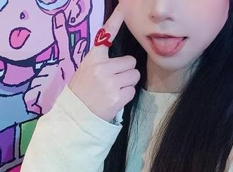 纵览绮太郎的绊爱-KizunaAI写真，原图高清展示青春与梦想的完美结合.txt