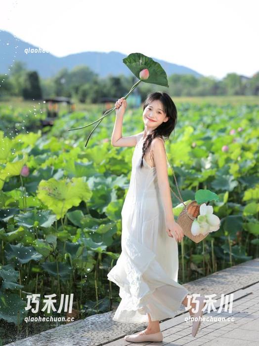 美媛馆-Toro羽住 美媛馆 - Toro羽住私房作品欣赏:这组礼服让她如梦似幻!.txt