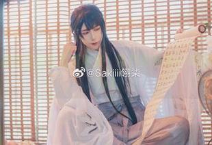 梦幻般的翎柒菜菜皮衣写真图集，带你体验不一样的可爱魅力！.txt