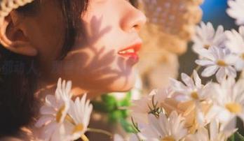 每一帧都动人,观看花柒Hana裤里丝的诱惑图片作品.txt