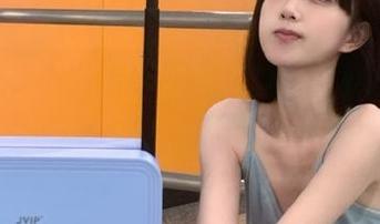 花漾show – 超高清尤妮丝Egg花嫁写真合集，尽享她的华丽与甜美时刻.txt