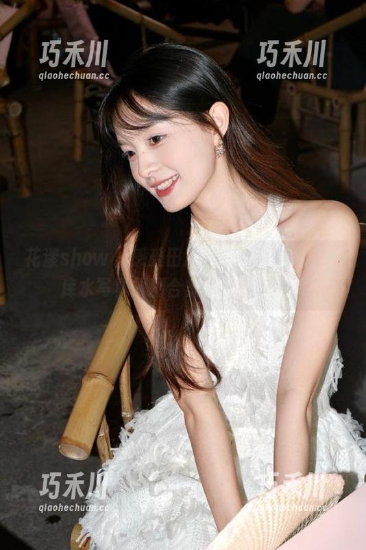 花漾show - 感受田冰冰的艺术魅力，死库水写真原图合集大揭密！.txt