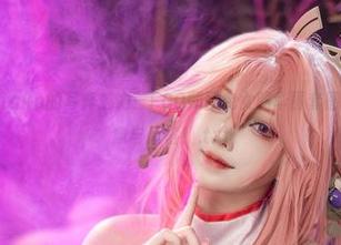 带你领略菌烨tako的写真魅力:FGO师匠兔女郎华丽套图,展现无限创意与风格!.txt
