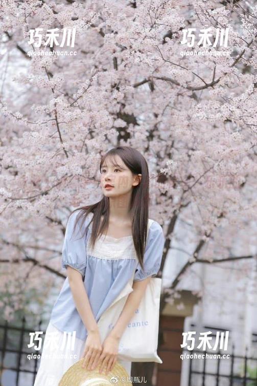 袜涩 - 破解学妹室内模拍的秘密：乐乐的无圣光原图带你飞.txt