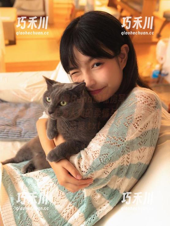 语画界-小海臀Rena 语画界 - 小海臀Rena的私房写真,婚纱下流露出她不为人知的柔情与内心深处的坚韧.txt
