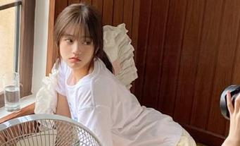 语画界 – 在线浏览徐莉芝天台专题，发现她的美图与无限创意.txt