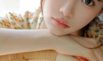 语画界 – 梦心玥独特风格皮衣高清图集:为你呈现个性与美感.txt