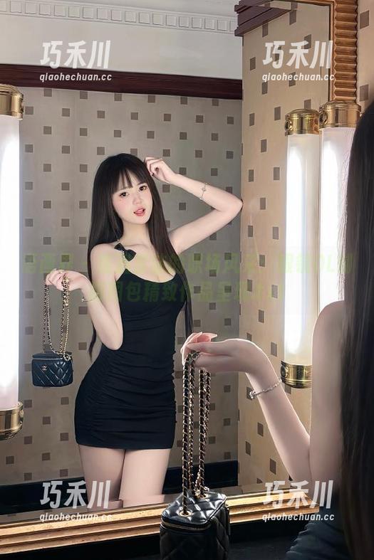 语画界 - 重温言沫的职场风采：眼镜OL制服图包精致作品呈现.txt