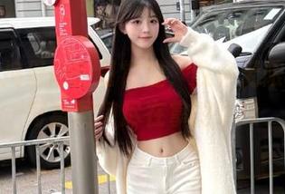 在趴趴捣蛋陌的日常里，收集无限灵感的写真图包尽在掌握.txt