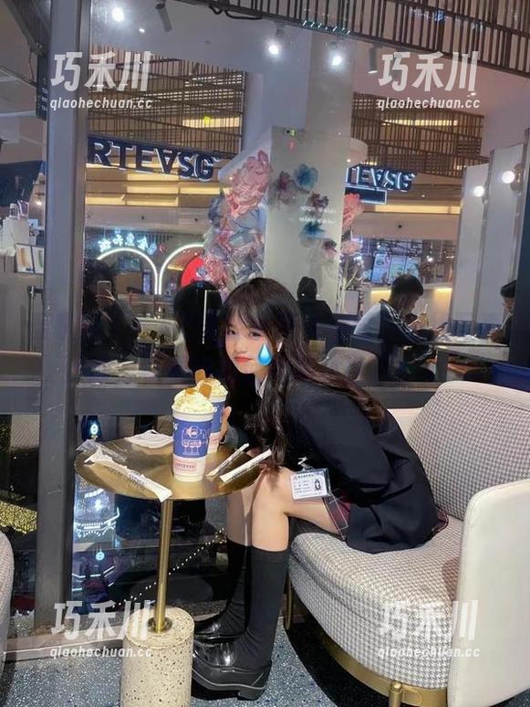 轰趴猫 - “K8傲娇萌萌双马尾”在线写真资源，看看我如何用萌化世界！.txt