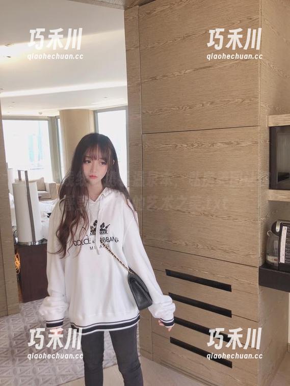过期米线线喵携手温泉本，私房美图让你感受最真实的艺术之美.txt