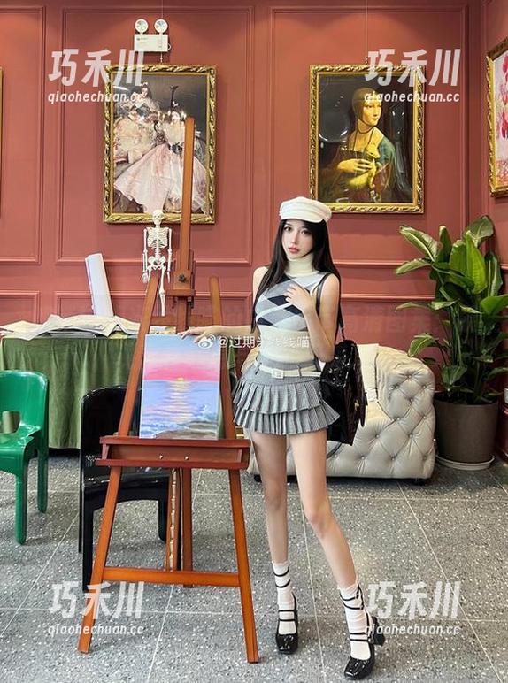 解锁过期米线线喵的白色吊带高清图集：展现青春气息与时尚风采.txt