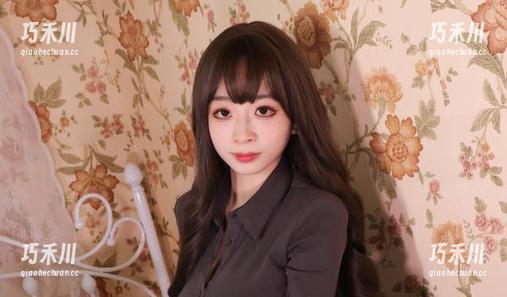 陌陌咕咕咕的写真图集：用镜头描绘生活中那些细腻而真实的剧情瞬间！.txt