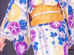 超燃LOLKDA女团来袭,雨波_HaneAme精选COS让你热血沸腾!.txt