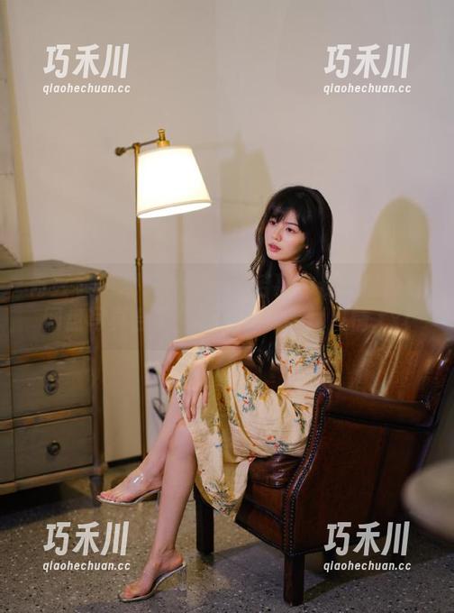 青豆客-Akiki朱若慕 青豆客 - 探索Akiki朱若慕的长腿魅力:网盘写真合集,恣意呈现无尽风情.txt